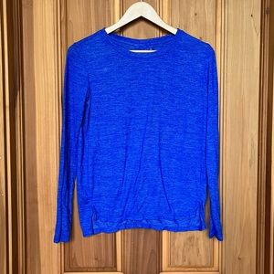 Womens Athleta long sleeve top